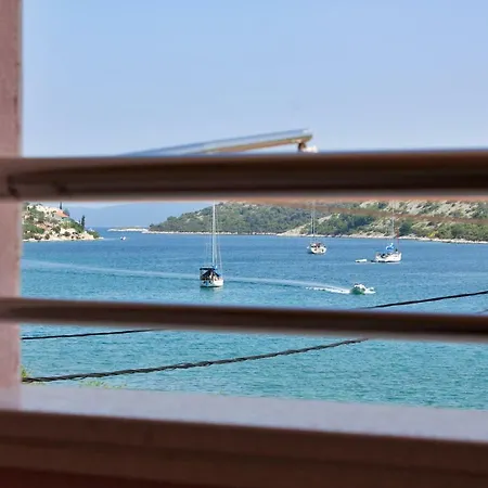 Kaktus Apartment Vinišće